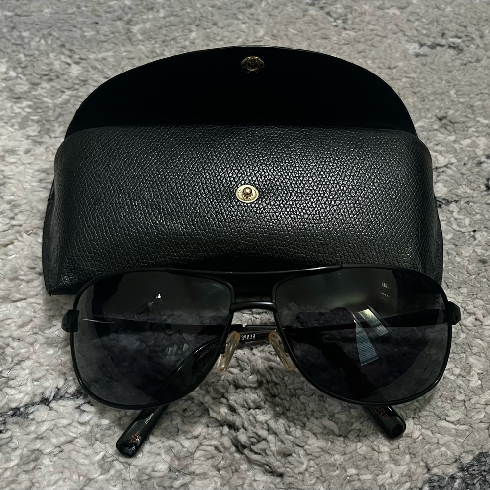 Unisex black sunglasses